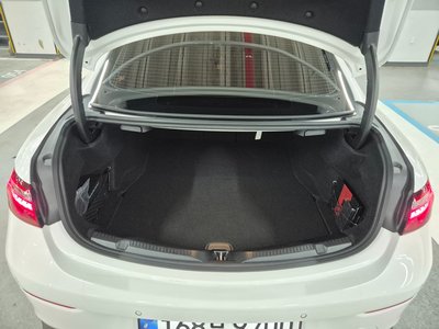 2021 Mercedes-BENZ E-CLASS 照片 4