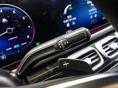 MERCEDES-BENZ GLS - 5