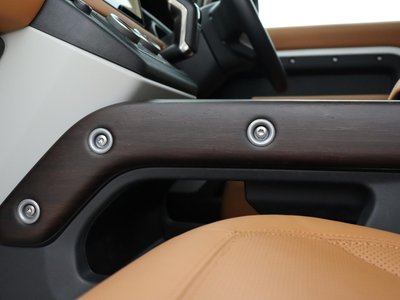 صورة مصغرة 41 لـ 2023 LAND Rover DEFENDER