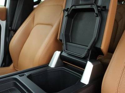 صورة مصغرة 43 لـ 2023 LAND Rover DEFENDER