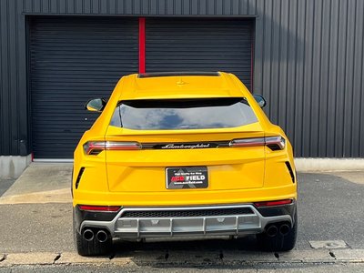LAMBORGHINI URUS - 8