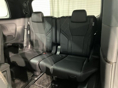 صورة 28 لـ 2023 Toyota VELLFIRE