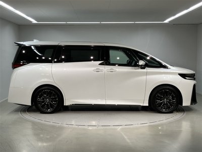 صورة 4 لـ 2023 Toyota VELLFIRE