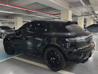 PORSCHE MACAN - 3