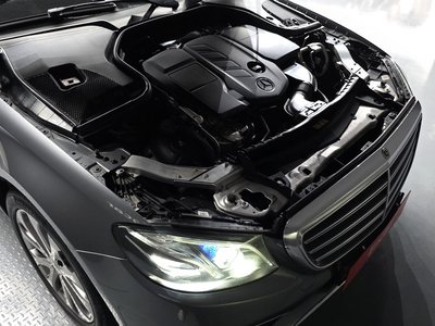 MERCEDES-BENZ E-CLASS - 7