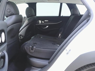 2021 Mercedes-BENZ E-CLASS — миниатюра 30