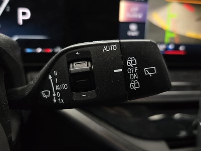 2025 BMW X5 — миниатюра 25