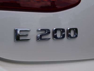 2018 Mercedes-BENZ E-CLASS 缩略图 23
