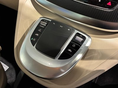 صورة مصغرة 39 لـ 2022 Mercedes-BENZ V-CLASS