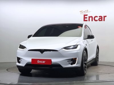 TESLA MODEL X - 2