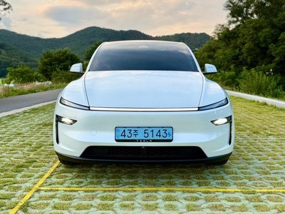 2025 Tesla MODEL Y — фото 4