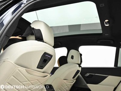 2025 BMW 5 SERIES — миниатюра 18