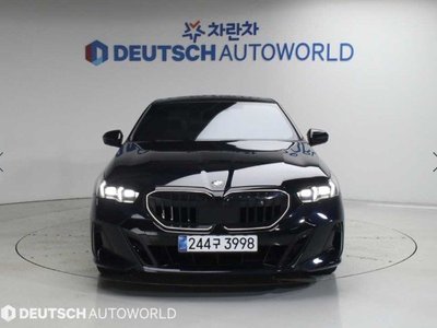 2025 BMW 5 SERIES photo 2