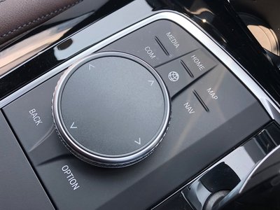 2022 BMW X3 — миниатюра 33