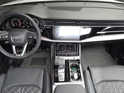 صورة 5 لـ 2025 AUDI Q7