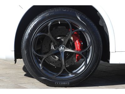 ALFA ROMEO STELVIO - 10