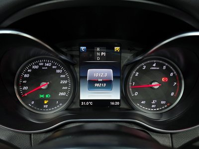 MERCEDES-BENZ C-CLASS - 8