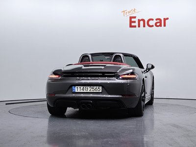 PORSCHE 718 BOXSTER - 3