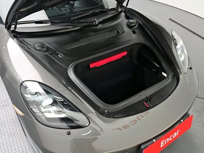 PORSCHE 718 BOXSTER - 7