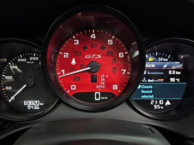 PORSCHE 718 BOXSTER - 8