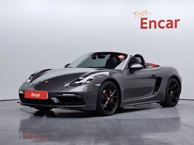 PORSCHE 718 BOXSTER - 1