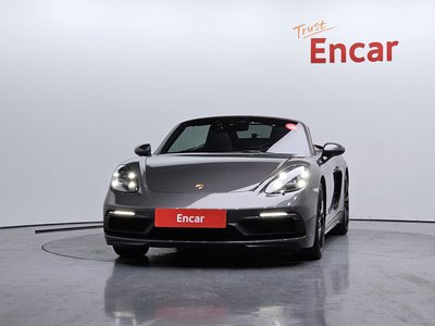 PORSCHE 718 BOXSTER - 2