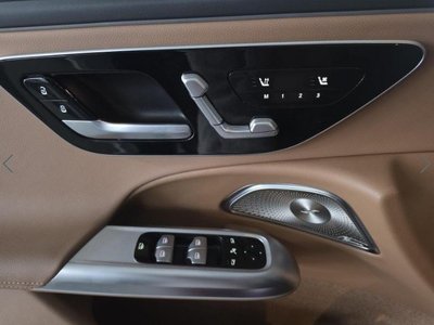 MERCEDES-BENZ E-CLASS - 3