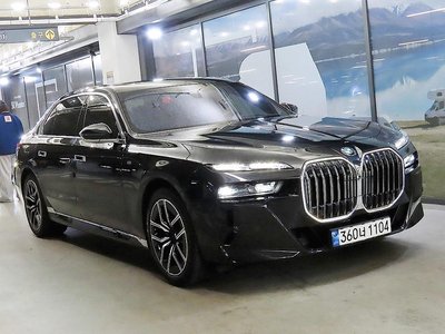 BMW 7 SERIES - 1