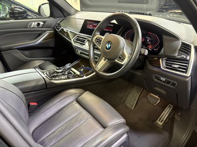 2020 BMW X5 缩略图 17