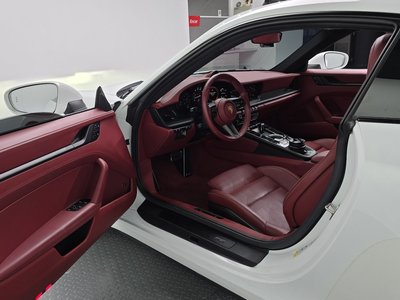 صورة مصغرة 13 لـ 2023 Porsche 911