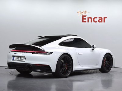 صورة 3 لـ 2023 Porsche 911