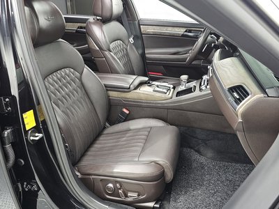 2020 Genesis G90 — миниатюра 12