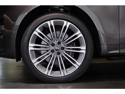 صورة 10 لـ 2024 LAND Rover RANGE ROVER SPORT