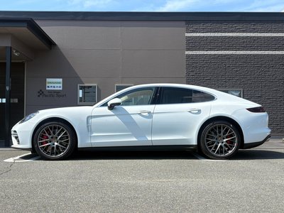 PORSCHE PANAMERA - 6