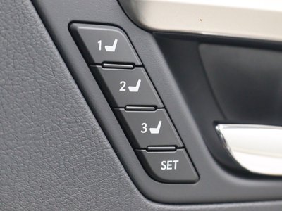 صورة مصغرة 15 لـ 2021 Lexus RX