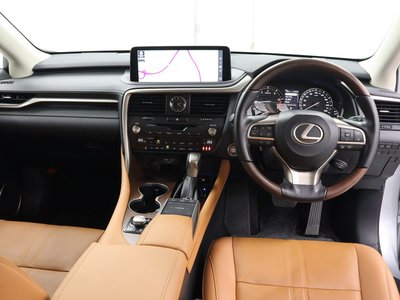 LEXUS RX - 8