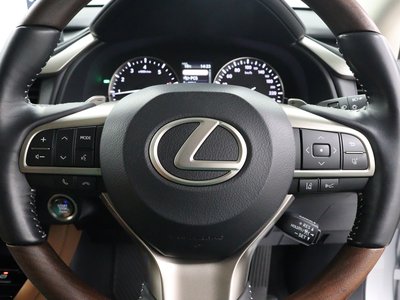 صورة مصغرة 11 لـ 2021 Lexus RX