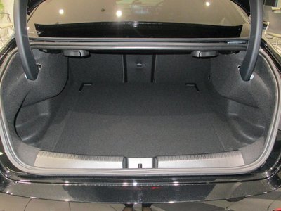 MERCEDES-BENZ CLA - 7