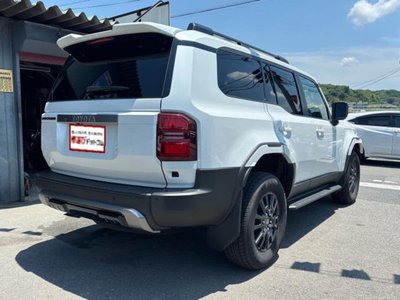 TOYOTA LAND CRUISER 250 - 4