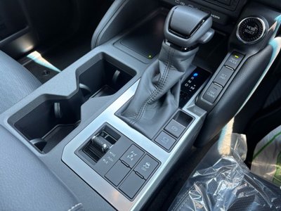 TOYOTA LAND CRUISER 250 - 9