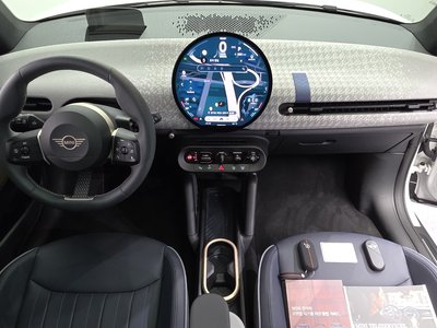 صورة 5 لـ 2024 MINI COOPER ELECTRIC