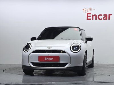 صورة 2 لـ 2024 MINI COOPER ELECTRIC