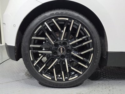 صورة 6 لـ 2024 MINI COOPER ELECTRIC