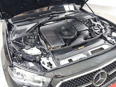 MERCEDES-BENZ E-CLASS - 7