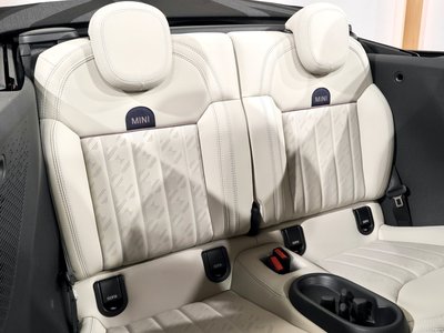 صورة مصغرة 39 لـ 2025 MINI COOPER CONVERTIBLE