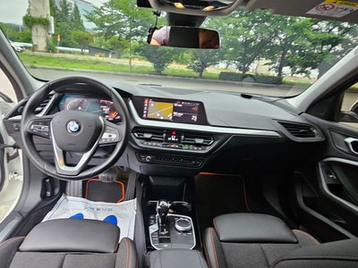 صورة 10 لـ 2020 BMW 1 SERIES