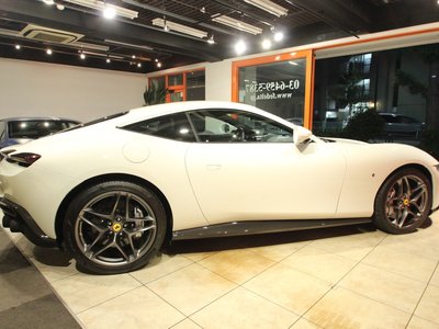 FERRARI ROMA - 6