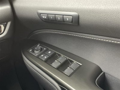 صورة 8 لـ 2023 Lexus NX