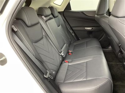 صورة مصغرة 14 لـ 2023 Lexus NX
