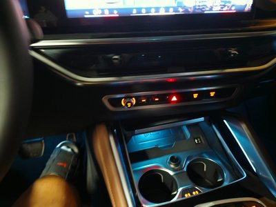 صورة 10 لـ 2025 BMW X6